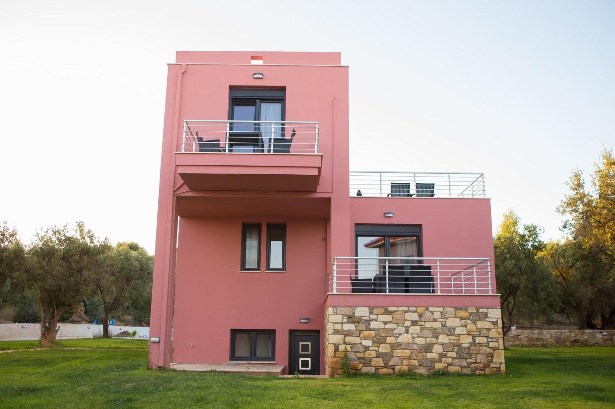 Blue Waves Luxury Suites By The Sea Plomari Eksteriør bilde