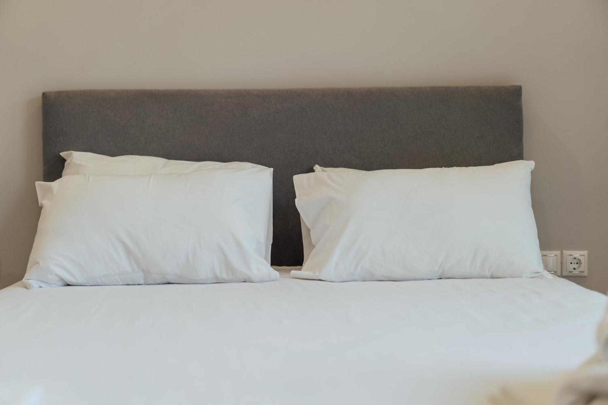 Blue Waves Luxury Suites By The Sea Plomari Eksteriør bilde