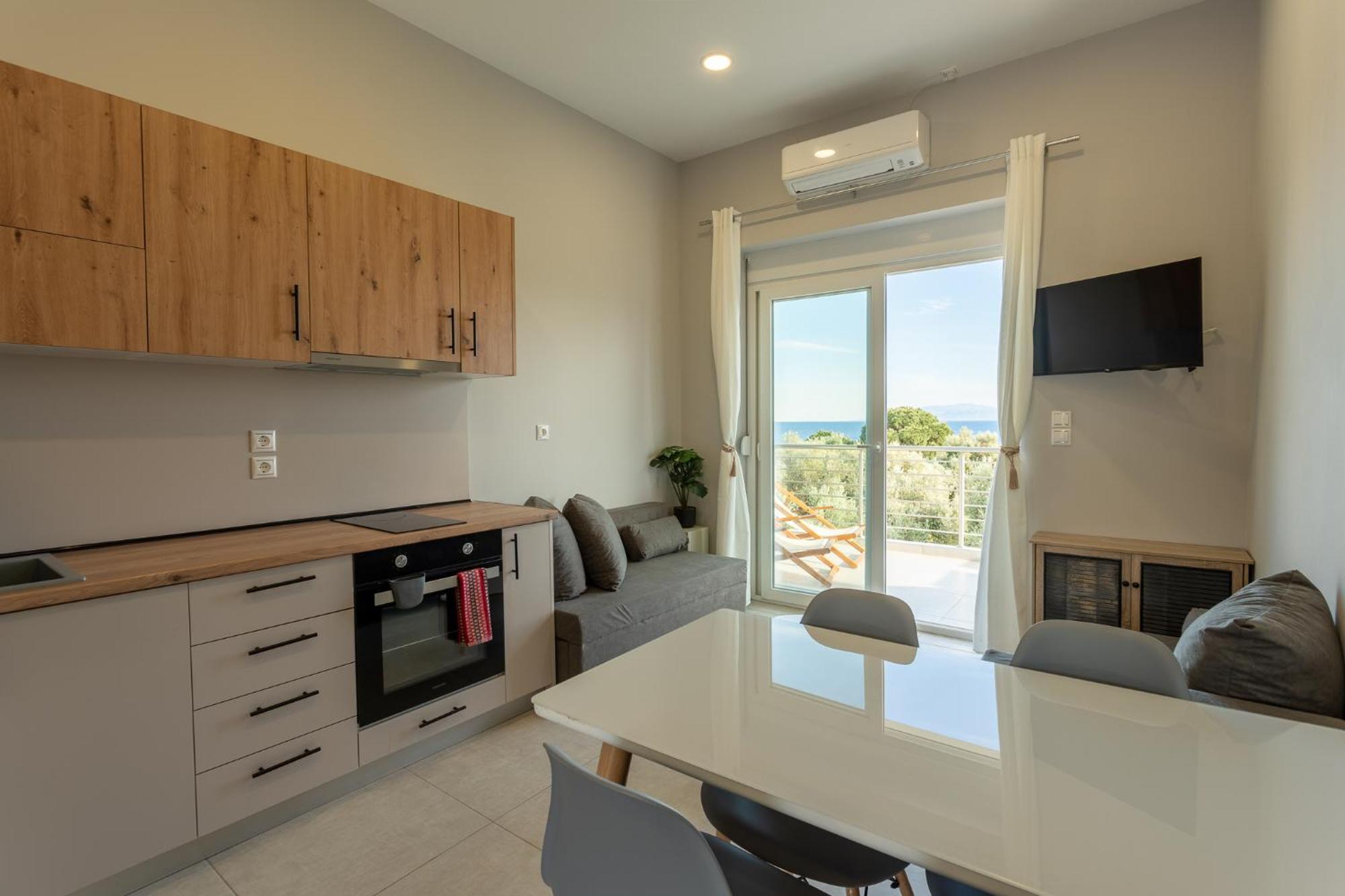 Blue Waves Luxury Suites By The Sea Plomari Eksteriør bilde