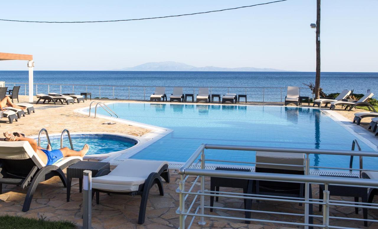 Blue Waves Luxury Suites By The Sea Plomari Fasiliteter bilde